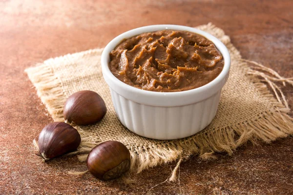 Chestnut Cream Bowl Wooden Table — Stock Photo, Image