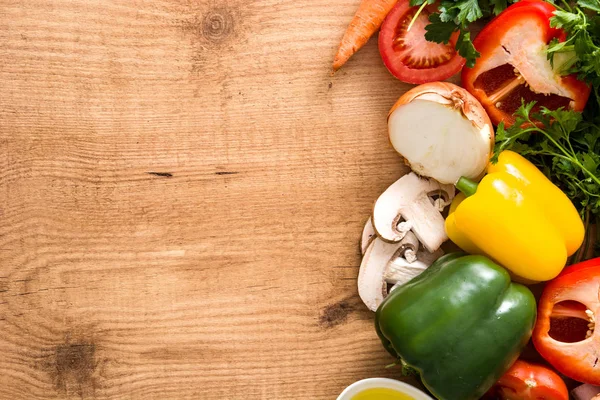 Alimentação Saudável Dieta Alimentar Legumes Azeite Sobre Mesa Madeira Vista — Fotografia de Stock