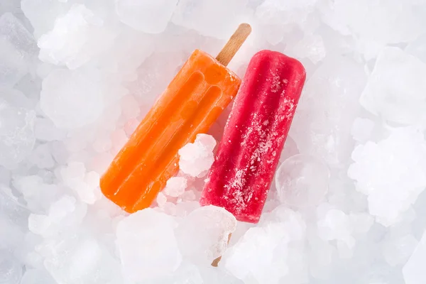 Paletas Naranja Fresa Cubitos Hielo Vista Superior — Foto de Stock