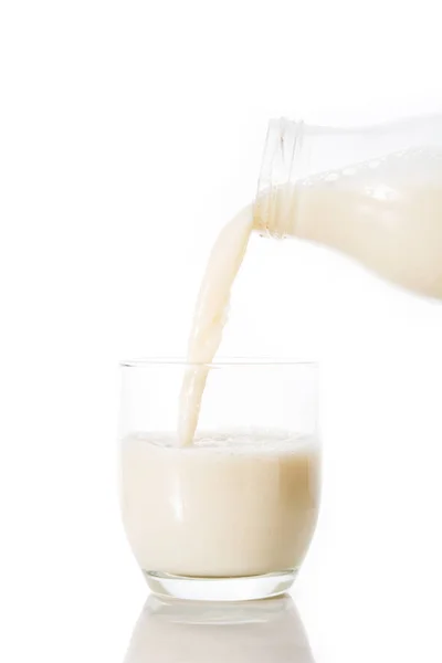 Havremjölk i en flaska — Stockfoto