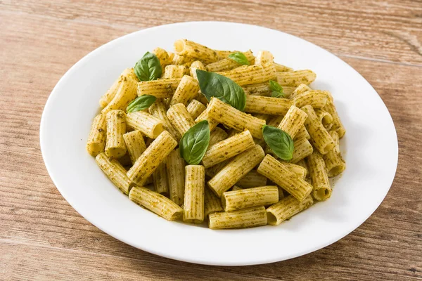 Penne pasta with pesto sauce — Stock Photo, Image