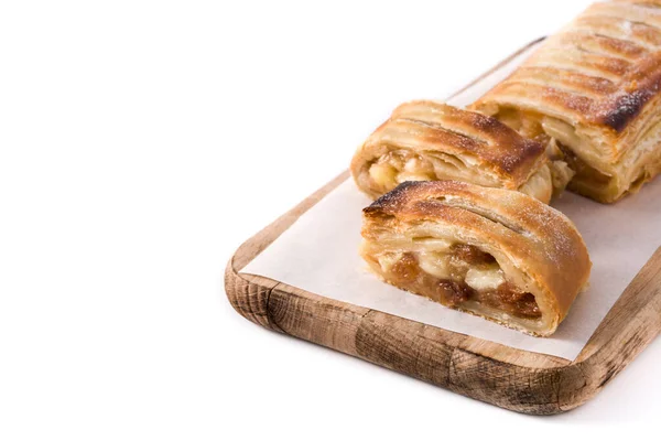 Traditionell Hemmagjord Äpple Strudel Skiva Isolerad Vit Bakgrund Kopiera Utrymme — Stockfoto