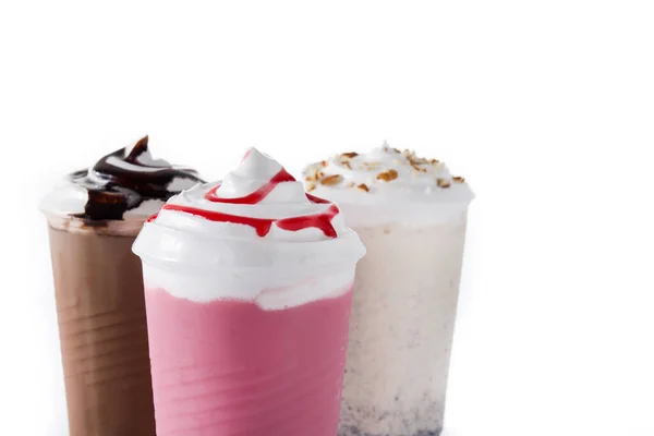 Aardbei Chocolade Witte Ijskoude Milkshakes Geïsoleerd Witte Achtergrond Kopieer Ruimte — Stockfoto