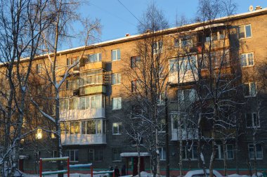 Kutuplarda güneş ortaya çıkmaya başladı.