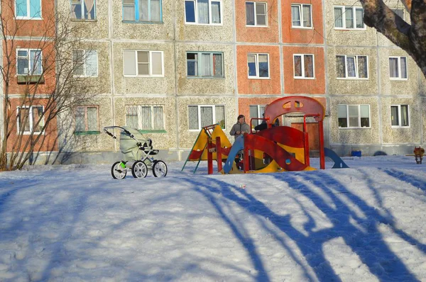 Anaokulunda bahar günü.