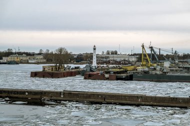 Saint-Petersburg.Russia.8 Nisan 2018.View, Kronstadt Forts adlı feribot, St. Petersburg varış