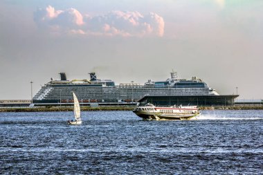 Saint-Petersburg.Russia.15 Temmuz 2018.View, St. Petersburg nakliye kanaldaki gemilerin