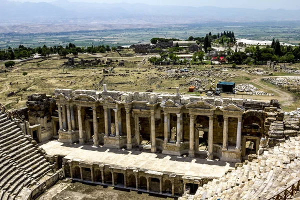 Pamukkale Turkey June 2018 View Hierapolis Antik Şehir Kalıntıları — Stok fotoğraf