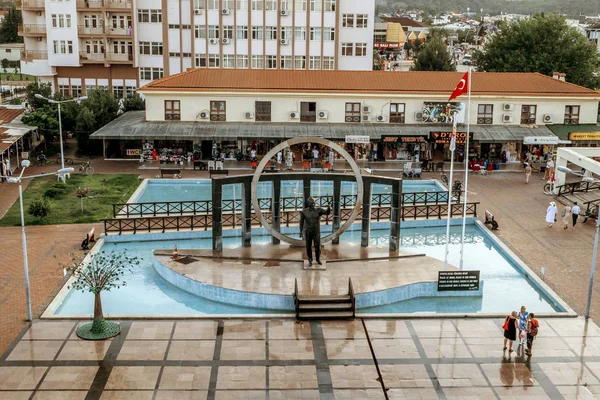 Kemer Turkey Giugno 2018 Monumento Ataturk Piazza Nel Centro Kemer — Foto Stock