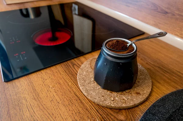 Making Coffee Geyser Coffee Maker Home Kitchen — Stock Photo, Image