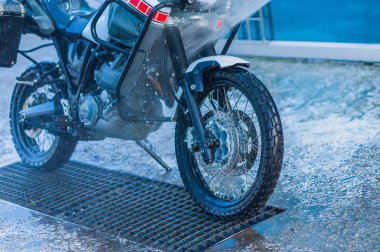 Motosiklet araba yıkama motosiklet büyük bisiklet köpük Enjeksiyon ile temizlik