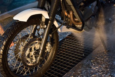 Motosiklet araba yıkama motosiklet büyük bisiklet köpük Enjeksiyon ile temizlik