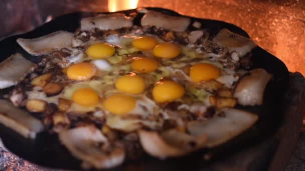 Eggs Fried Fire Street Fried Eggs Bacon Dish Many Fried — Stock Video