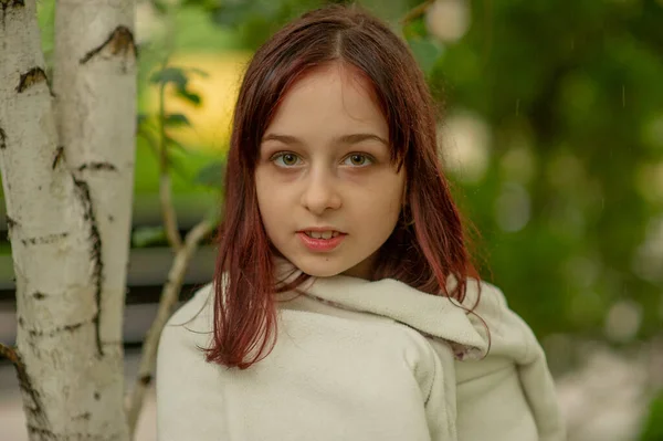 Retrato Una Niña Chica Años Los Representantes Generación Alfa Ven — Foto de Stock