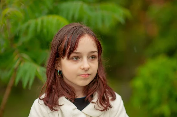 Retrato Uma Menina Menina Anos Representantes Geração Alfa São Muito — Fotografia de Stock