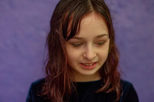 Retrato Una Niña Chica Años Los Representantes Generación Alfa Ven —  Fotos de Stock