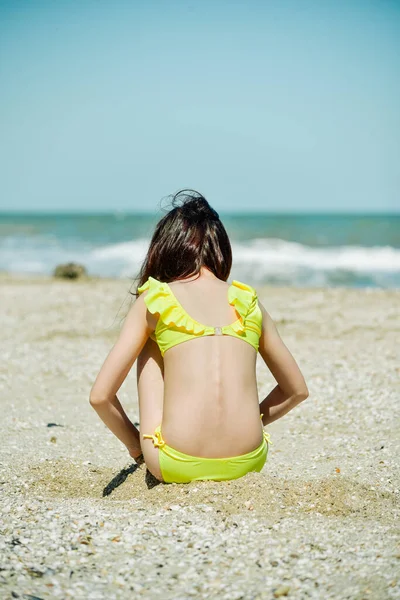 Niña Años Mar Retrato Joven Unos Años Arena Vacaciones Verano — Foto de Stock