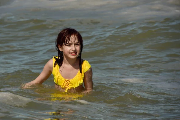 Une Fille Mer Portrait Jeune Fille Adolescent Vacances Été Sable — Photo