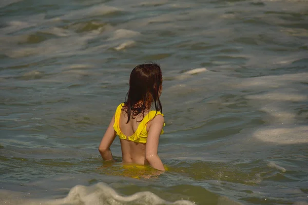 Rapariga Mar Retrato Jovem Rapariga Areia Férias Verão Adolescente Dia — Fotografia de Stock