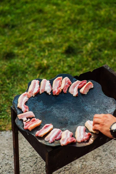 Bacon Frito Tiras Bacon Rashers Sendo Cozidos Frigideira Bacon Sizzling — Fotografia de Stock