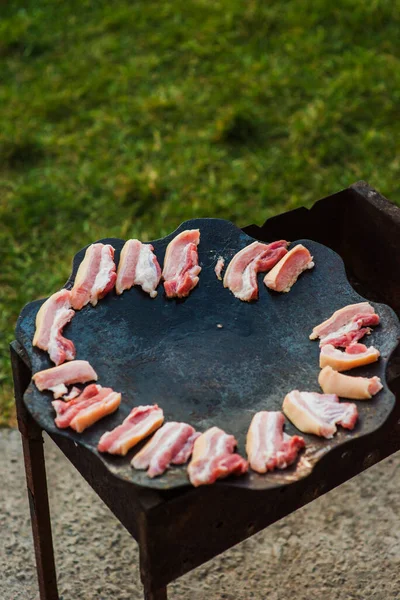 Bacon Frito Tiras Bacon Rashers Sendo Cozidos Frigideira Bacon Sizzling — Fotografia de Stock