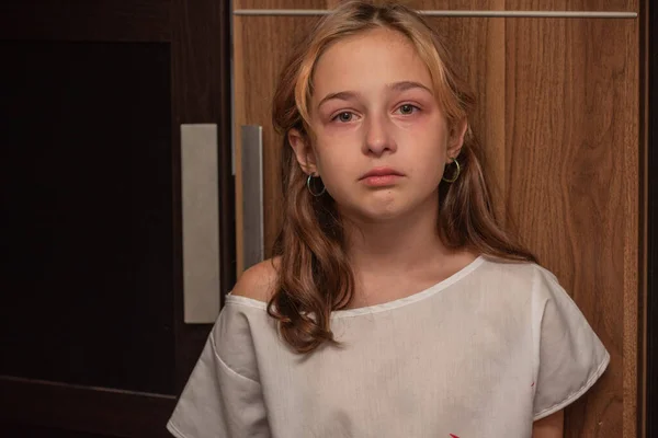 Miúdo Está Chorar Menina Chorando Retrato Uma Menina Triste Anos — Fotografia de Stock