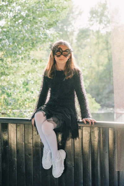 Halloween Fille Blonde Extérieur Adolescente Dans Parc Saison Automne Portrait — Photo