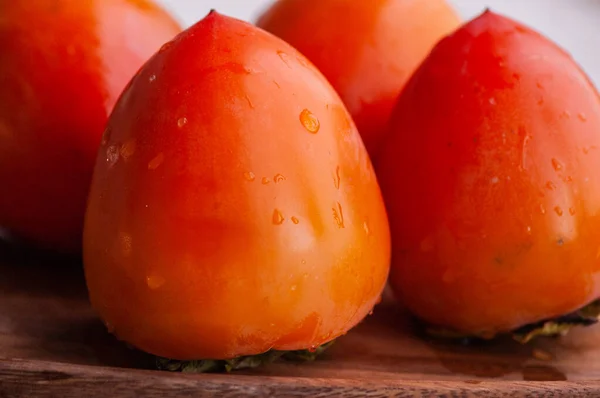 Dos Caquis Naranjas Caqui Frutas Alimentos Saludables Vitaminas — Foto de Stock