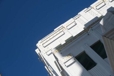 Tasarım için Los Angeles'taki binaların ön cephesinin elemanları ve detayları