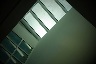 Tasarım için Los Angeles'taki binaların ön cephesinin elemanları ve detayları