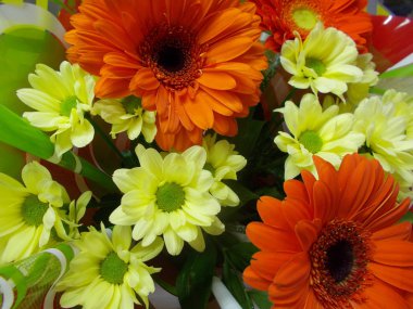 Tasarımınız için parlak çiçek buketi.