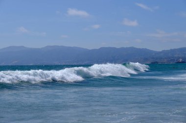 Los Angeles açıklarında Pasifik Okyanusu. Tasarımcının doğal arkaplanı