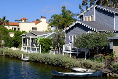 Binaların dış görünüşünün ayrıntıları ve unsurları. Los Angeles, Usa. Temmuz 2019