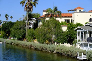 Binaların dış görünüşünün ayrıntıları ve unsurları. Los Angeles, Usa. Temmuz 2019