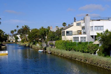 Binaların dış görünüşünün ayrıntıları ve unsurları. Los Angeles, Usa. Temmuz 2019