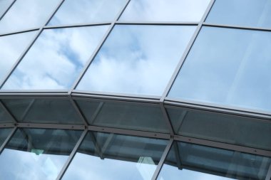 Detaylar ve binaların cephe elemanları. Tasarım için arka plan görüntüsü. Şehir mimarisi