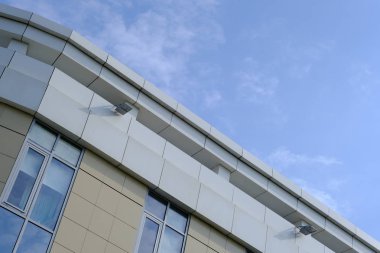 Detaylar ve binaların cephe elemanları. Tasarım için arka plan görüntüsü. Şehir mimarisi