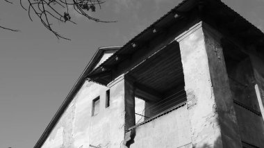 Rusya şehirlerindeki evin dış görünüşünün unsurları ve ayrıntıları