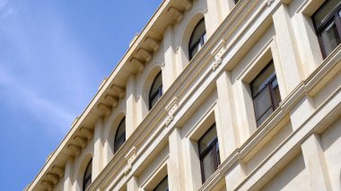 Rusya şehirlerindeki evin dış görünüşünün unsurları ve ayrıntıları