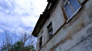 Rusya şehirlerindeki evin dış görünüşünün unsurları ve ayrıntıları