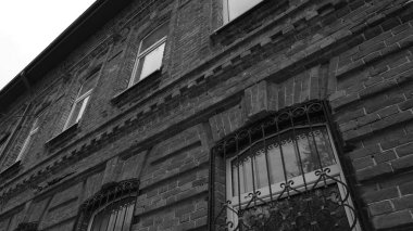 Rusya şehirlerindeki evin dış görünüşünün unsurları ve ayrıntıları