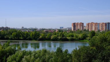 Binanın dış görünüşünün ayrıntıları ve unsurları.