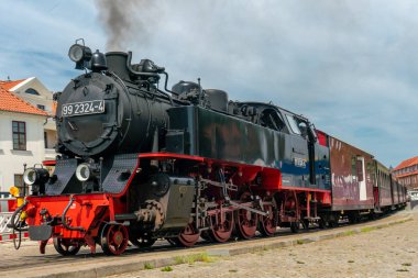 Eski buharlı demiryolu motoru 