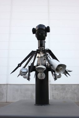 İnsan gibi gözetim kamera