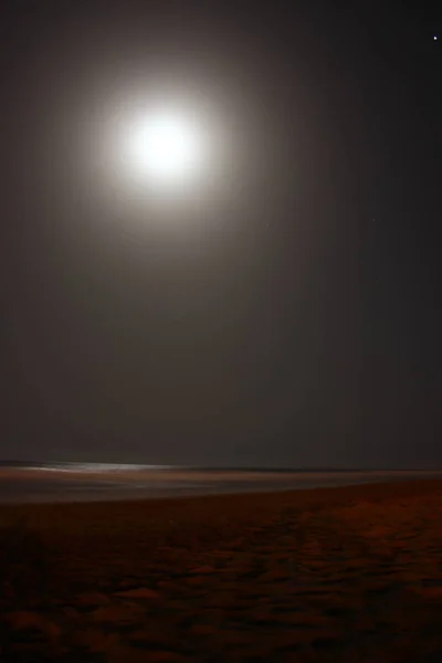 Luna Sobre Playa Del Inglés —  Fotos de Stock