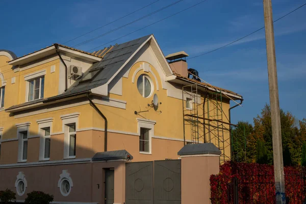 Repair Roof Structures Facade Residential Building — Stock Photo, Image