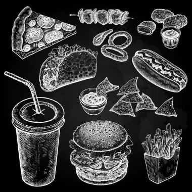 Yiyecek ve içecek. Hamburger, patates kızartması, pizza, nuggets, kebaplar, sarımsak, ketçap, sıcak köpek kara tahta üzerinde beyaz tebeşir izole. Fast food restoranlar ve kafeler için tasarlanmıştır. Vektör çizim sanat set.