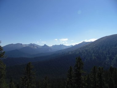 Ergaki,Uyuyan Sayan,asılı taş...