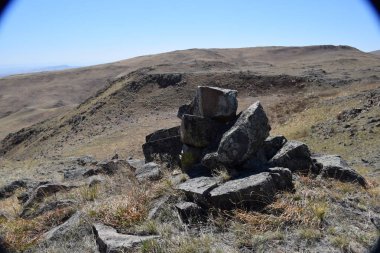 Uybat nehri yakınlarında. Hakassia.