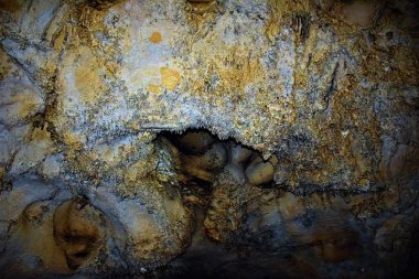 Borodino mağarası. Khakassia.Rusya.